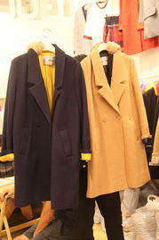 韓國(guó)服裝庫存清倉 貿(mào)易公司批發(fā)零售針紡織品