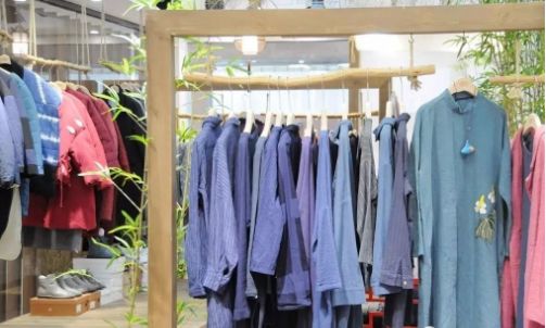 月入過萬的服裝導(dǎo)購如何專業(yè)介紹針紡織品